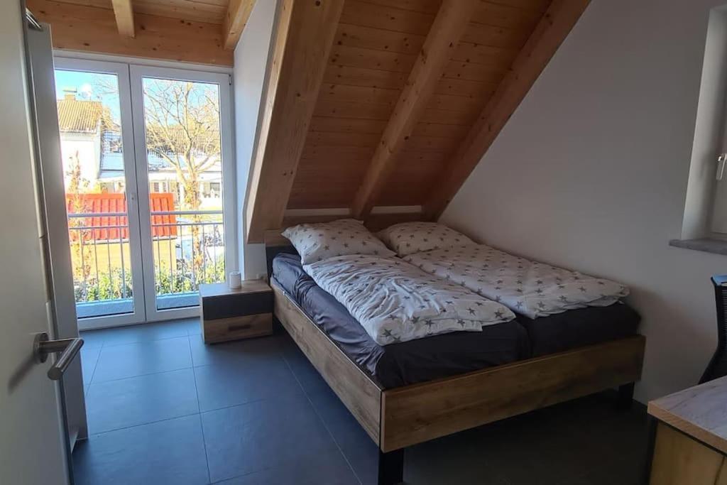 Moderne Ferienunterkunft/Wohnung Burgthann Exteriör bild