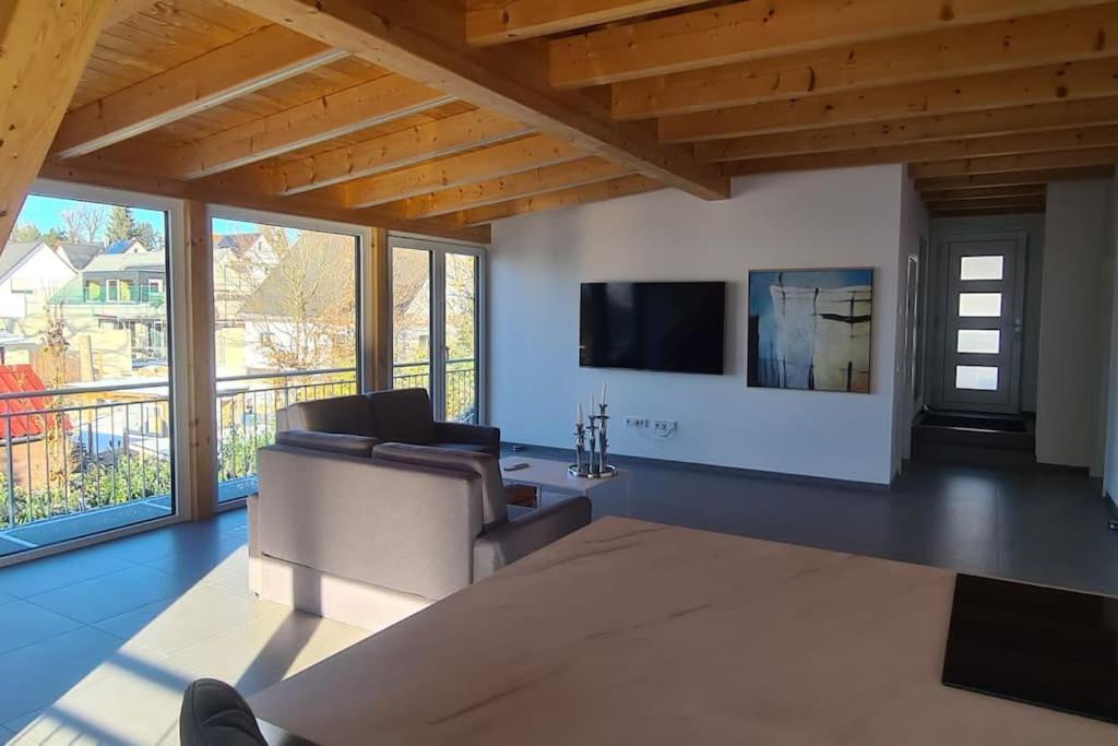 Moderne Ferienunterkunft/Wohnung Burgthann Exteriör bild